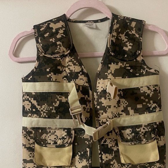 Child’s (Size 8) Spirit Costume Camouflage Utility Tactical Vest - Picture 8 of 10